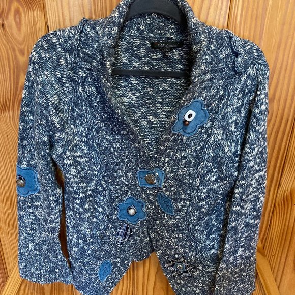 Valentine Sweater - Picture 1 of 5